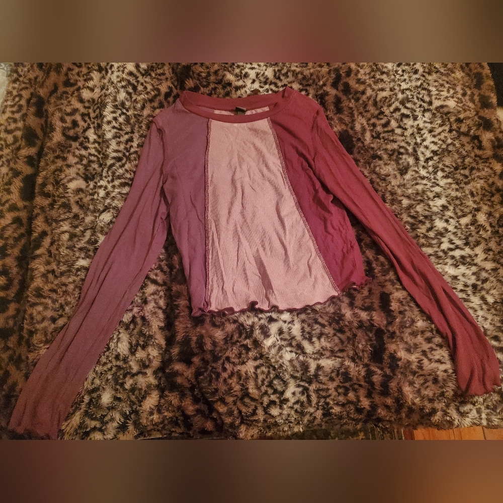 Wild fable long sleeve tee